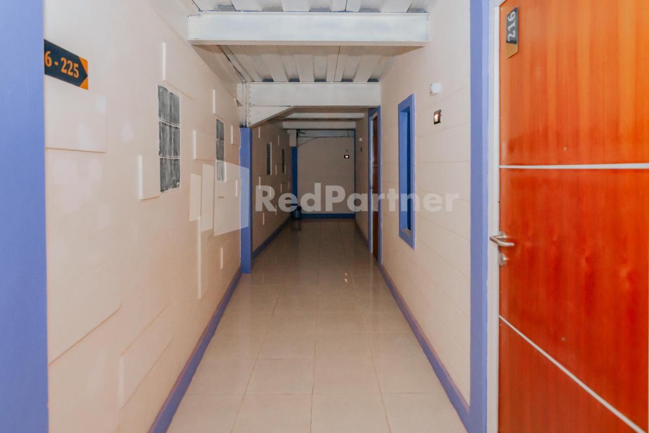 Ungu Kangen Hotel Bogor Mitra Reddoorz Kültér fotó