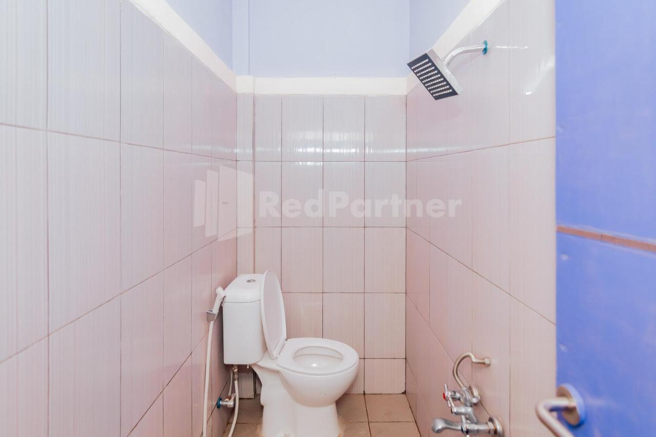 Ungu Kangen Hotel Bogor Mitra Reddoorz Kültér fotó